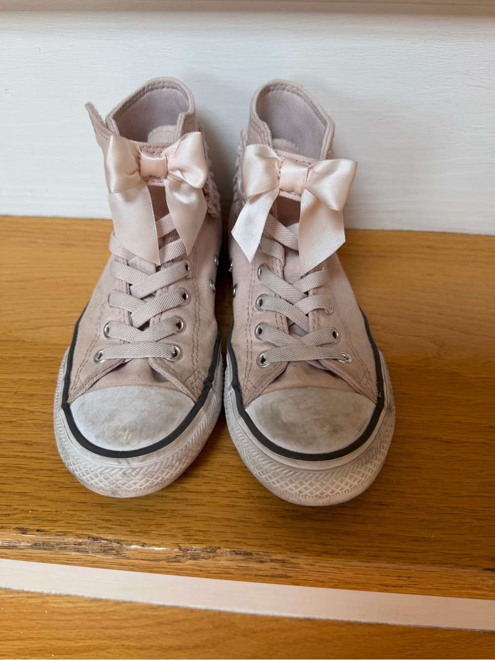 Converse Kids High-Top Sneakers in Blush Pink with Satin Bows